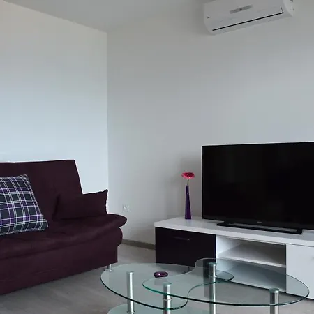 Apartments Duce Apartament *